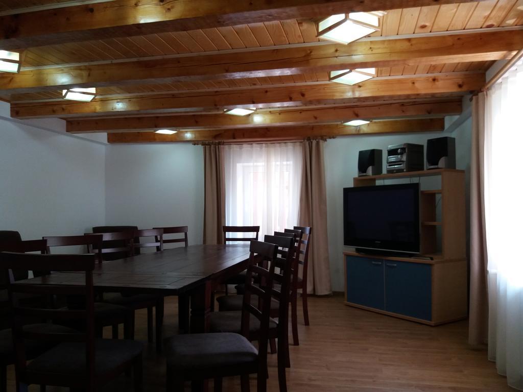 Vila Viitorul Buşteni Esterno foto